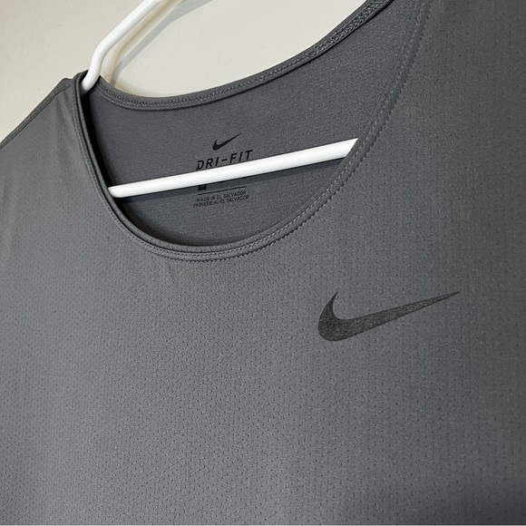 π4/$20 SALEπNike Gray Dri-Fit Shirt - Picture 3 of 4